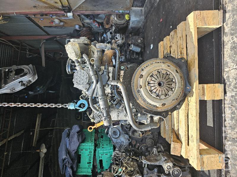 Motor Skoda Fabia 1900 SDI Motor Skoda Fabia 1900 SDI Gasóleo 64
