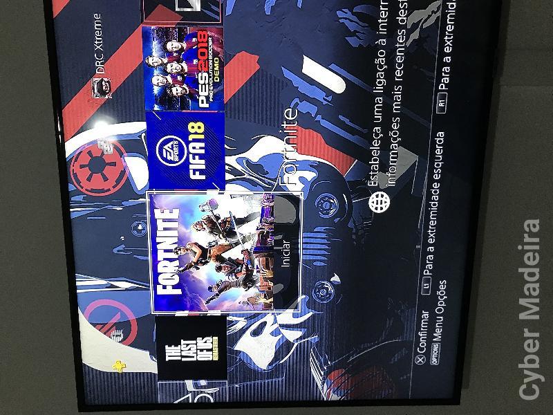 PlayStation 4 + Comando SONY + Jogos (Tudo Incluído)