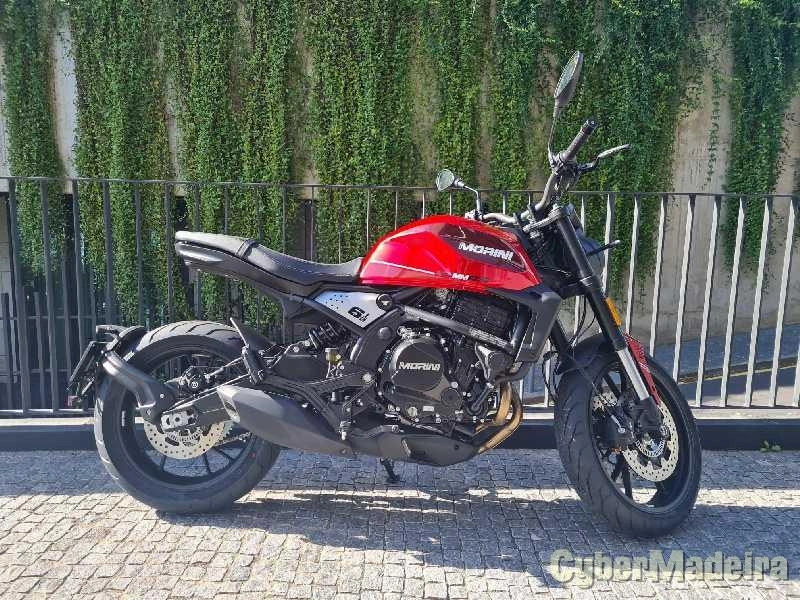 Outras 37 650 cc Sport, turismo