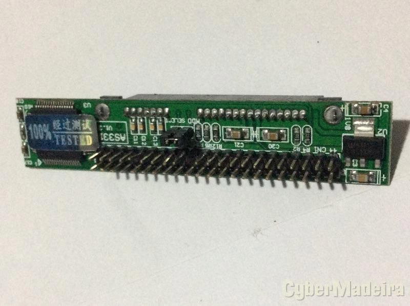 Adaptador 7+15 pinos sata fêmea para ide macho 2.5