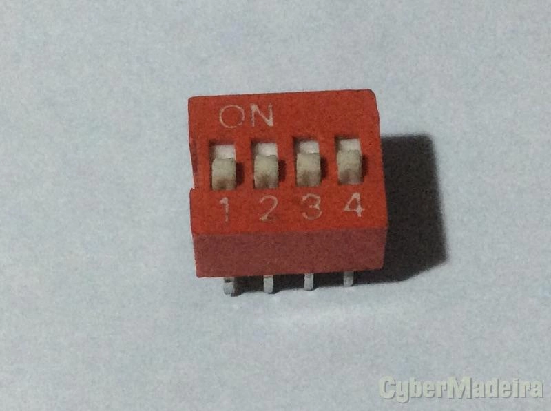 DIP switch 4 posições 8 pinos