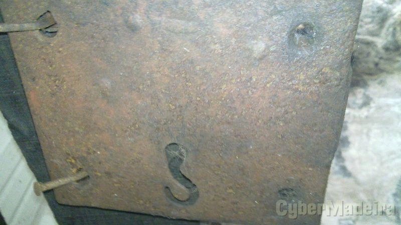 Fechaduras antigas e chaves