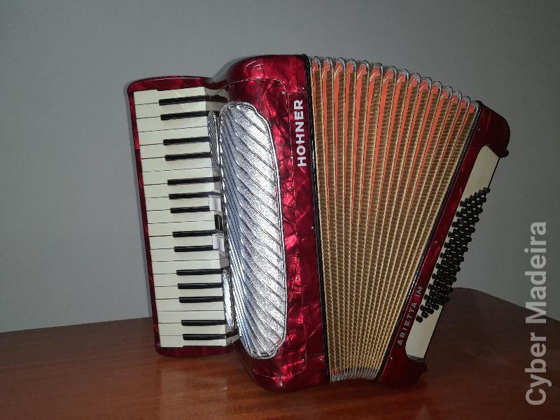 Acordeoão Honher 72 Baixos 2ºvoz