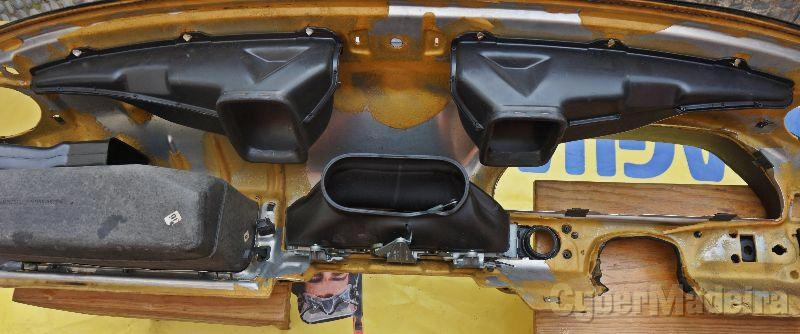 Mercedes W126 - condutas do ar do tablier