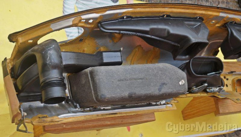 Mercedes W126 - condutas do ar do tablier