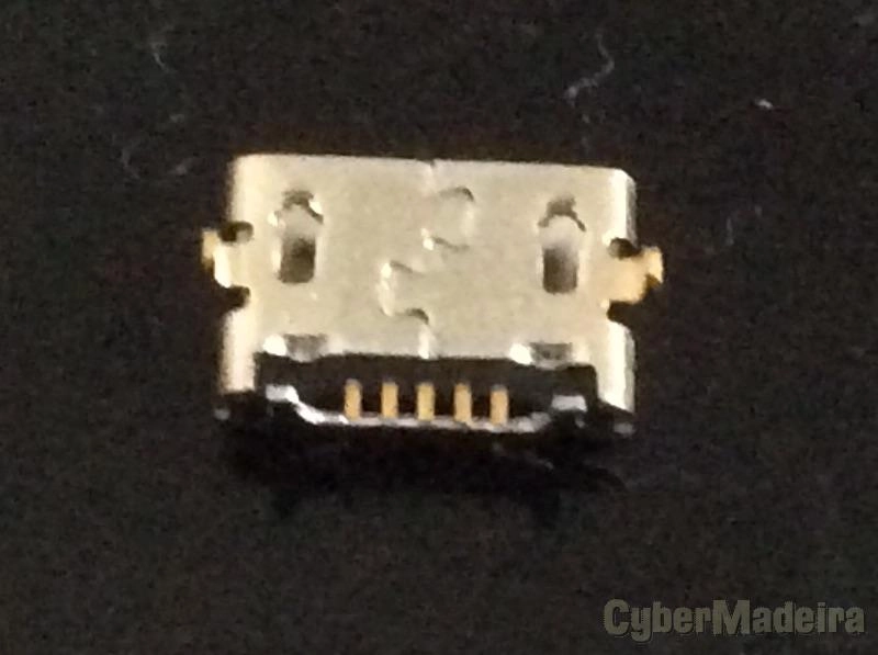 Ficha micro usb telemóvel Huawei G621-TL00 , G620S , Y550 , L75 , UL00 , CHE1-CL20