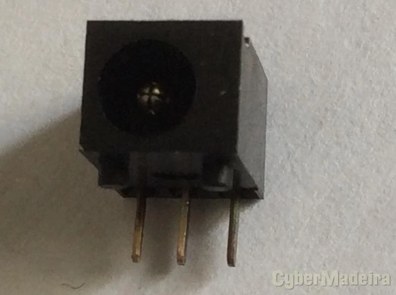 Kenwood TH-22 TH-79 TH-D7 TH-K2 TH-K4 TH-F7 DC Jack  E03-0170-05