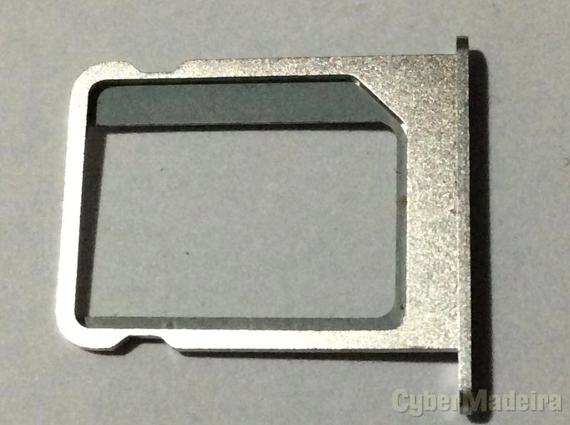 Gaveta leitor cartão SIM iPhone 4 e 4S