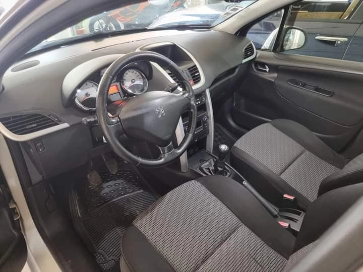 PEUGEOT 207 1.4 cc Gasolina