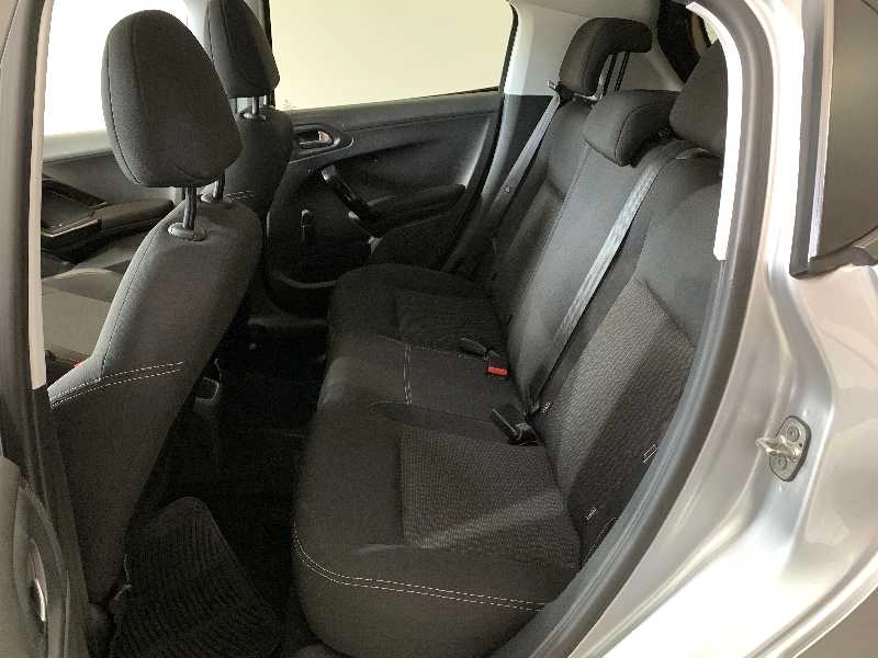 PEUGEOT 208 1.6 HDI Gasóleo
