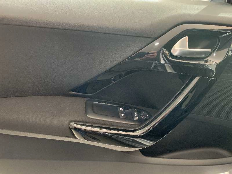 PEUGEOT 208 1.6 HDI Gasóleo