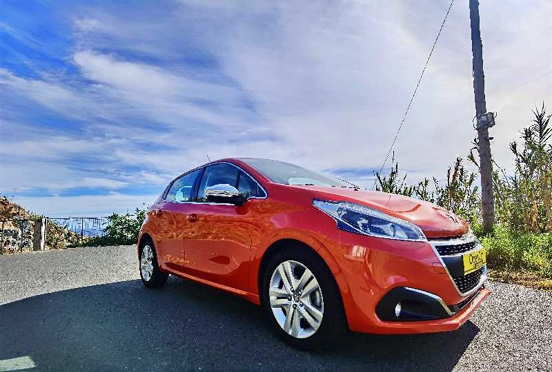 PEUGEOT 208 ALLURE 1.6 HDI 100CV Gasóleo