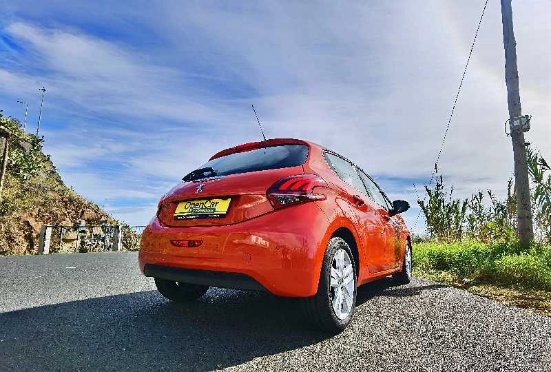 PEUGEOT 208 ALLURE 1.6 HDI 100CV Gasóleo