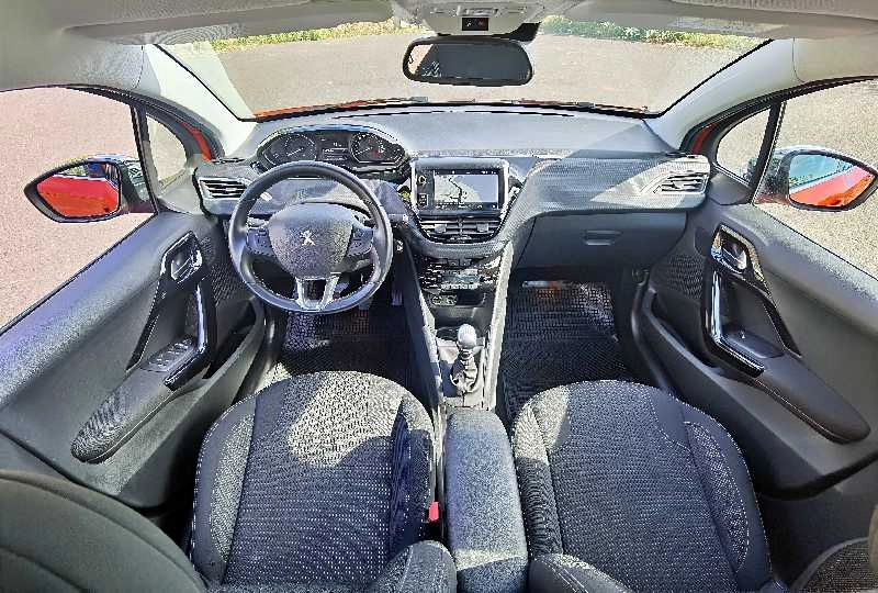 PEUGEOT 208 ALLURE 1.6 HDI 100CV Gasóleo