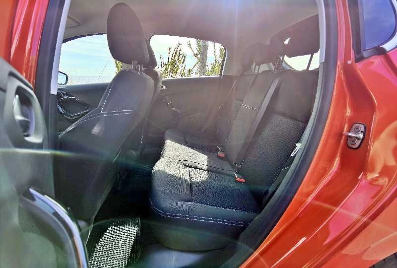 PEUGEOT 208 ALLURE 1.6 HDI 100CV Gasóleo