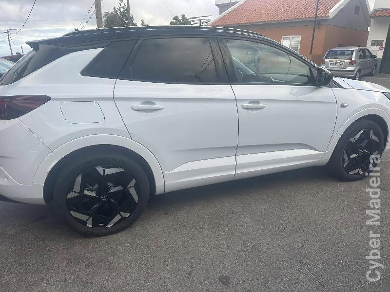 OPEL MONTEREY GRANDLAND X GSE PHEV Híbrido