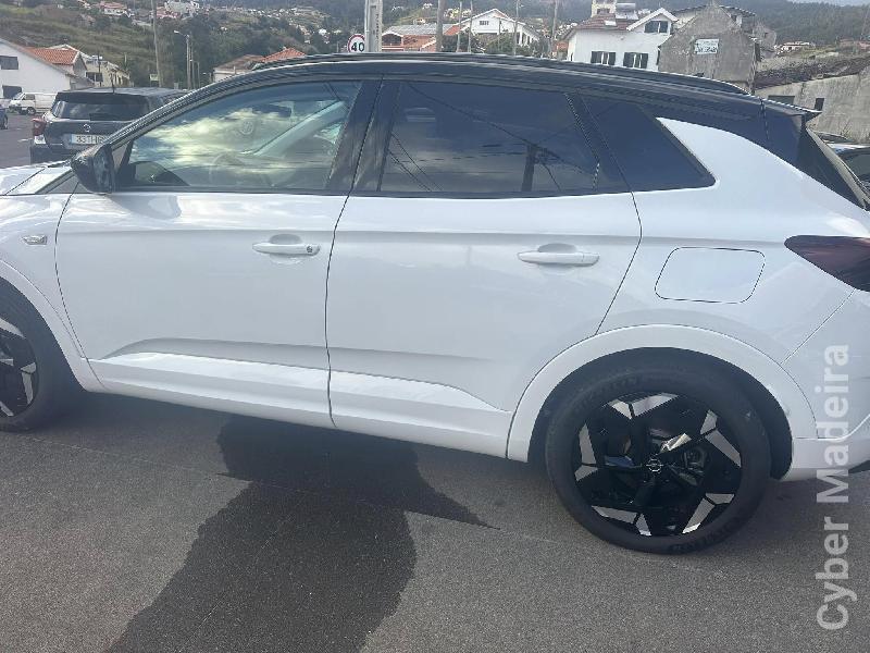 OPEL MONTEREY GRANDLAND X GSE PHEV Híbrido