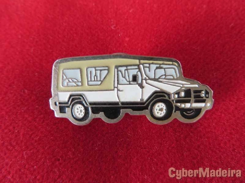 Pin UMM 4x4 Portugal 2