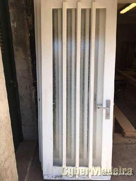 Porta de Madeira com vidro