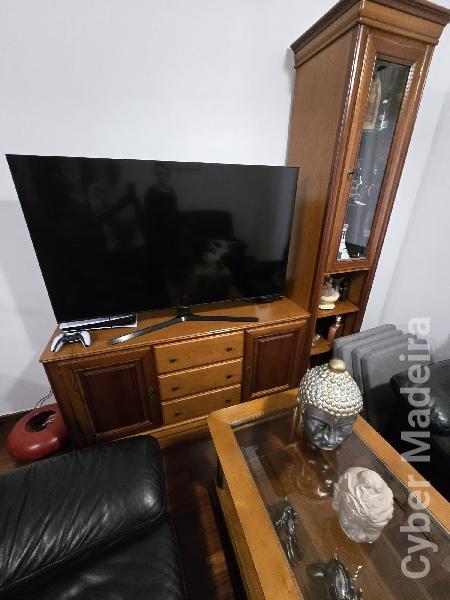MOBÍLIA DE SALA DE ESTAR / JANTAR