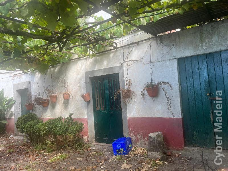 Moradia T3 para Venda Quinta Grande, Centro