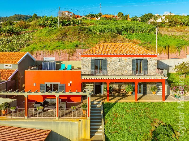 Moradia T3 para Venda Canhas, Travessa Poiso
