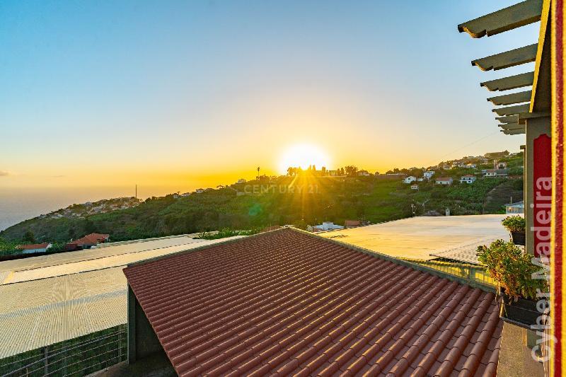 Moradia T3 para Venda Canhas, Travessa Poiso