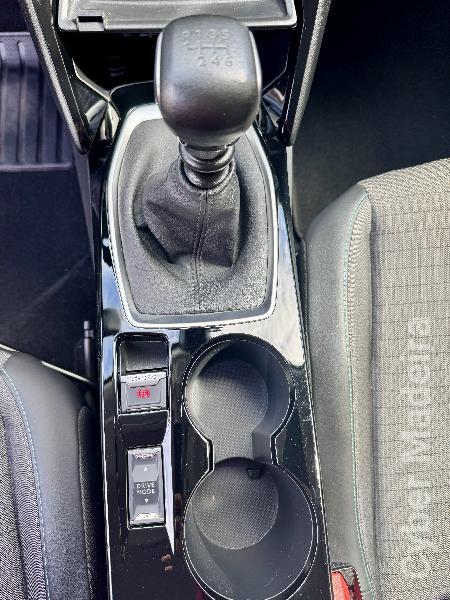 PEUGEOT 2008 1.2 PureTech Allure Pack Gasolina