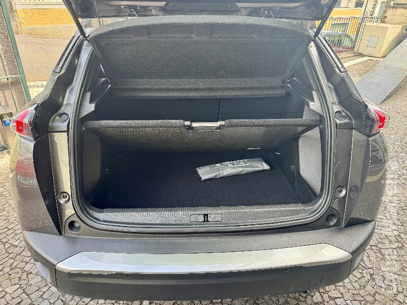 PEUGEOT 2008 1.2 PureTech Allure Pack Gasolina