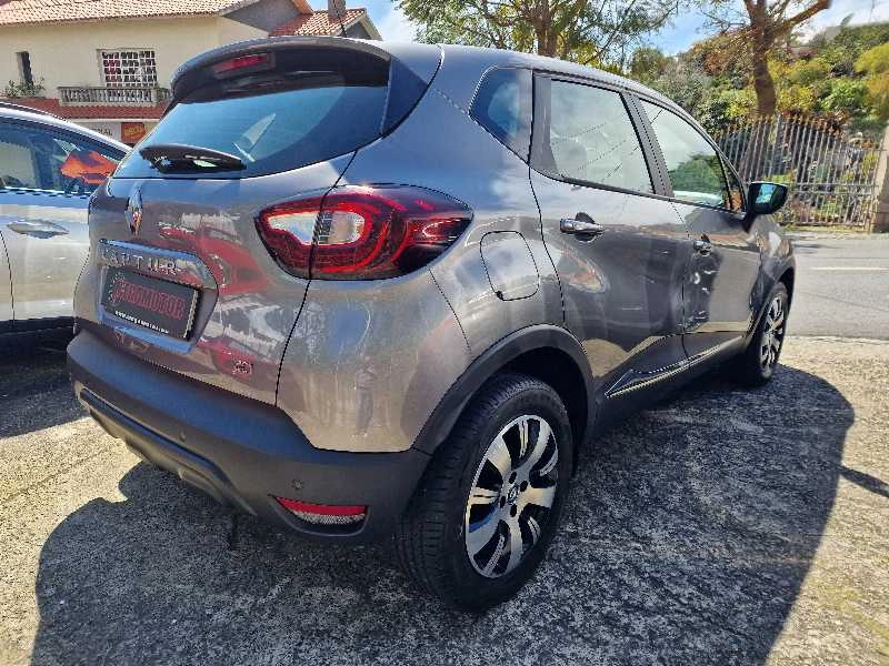 RENAULT CAPTUR 744 Gasóleo