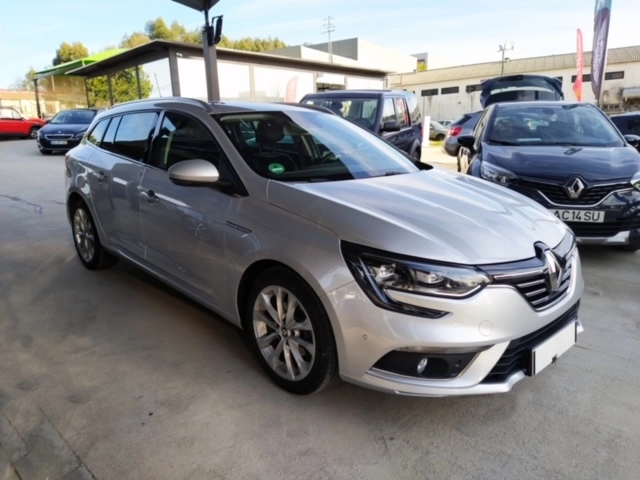 RENAULT MEGANE 1.5 DCi Intense Caixa Automatica Gasóleo