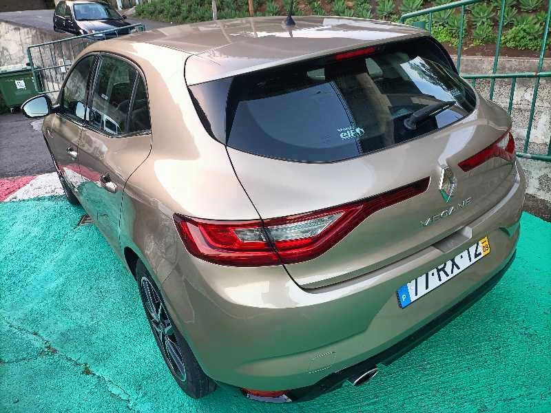 RENAULT MEGANE 1.5dci 110cv exclusive Gasóleo