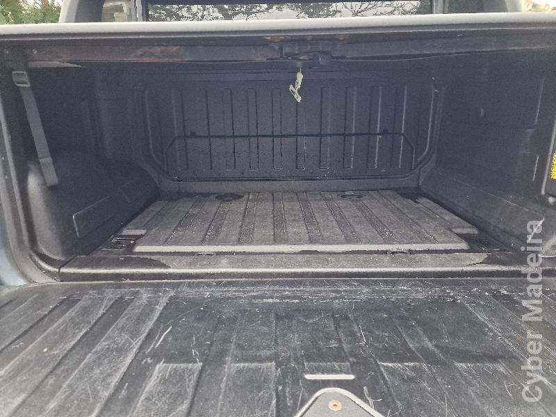 ARO PICK UP HUMMER H2 SUT 6.0 V8 SC LUXURY 527CV Gasolina