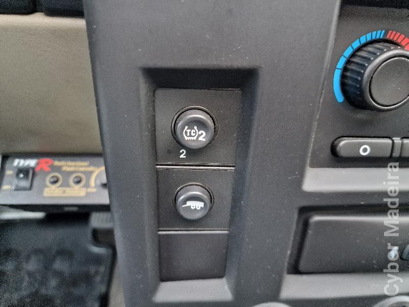 ARO PICK UP HUMMER H2 SUT 6.0 V8 SC LUXURY 527CV Gasolina