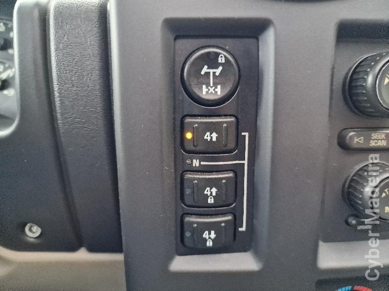 ARO PICK UP HUMMER H2 SUT 6.0 V8 SC LUXURY 527CV Gasolina
