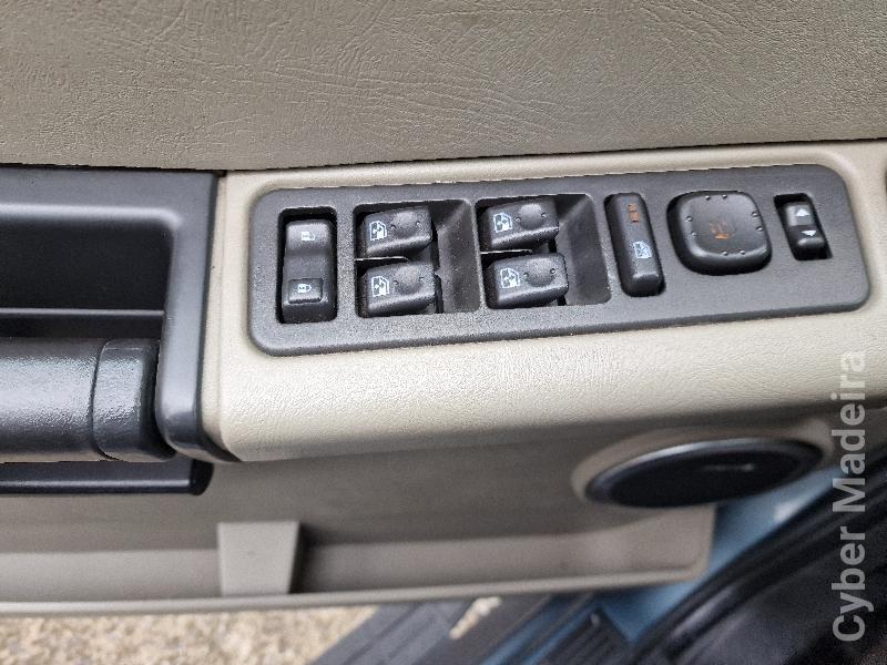 ARO PICK UP HUMMER H2 SUT 6.0 V8 SC LUXURY 527CV Gasolina