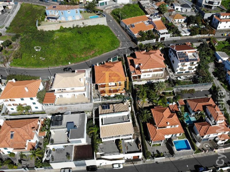 Moradia T4 para Venda Santa Maria Maior, Centro