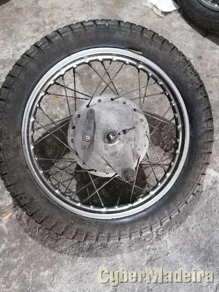 Roda de trás Yamaha A7