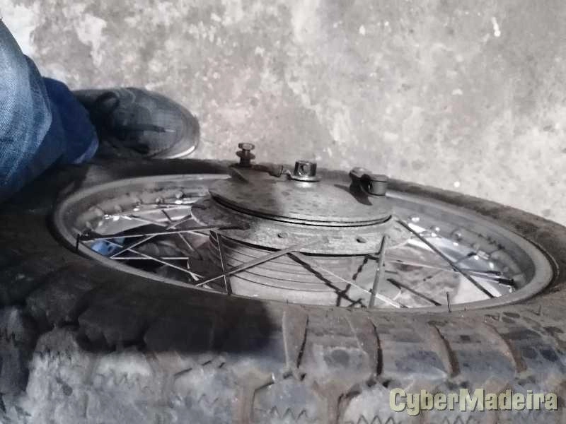 Roda de trás Yamaha A7
