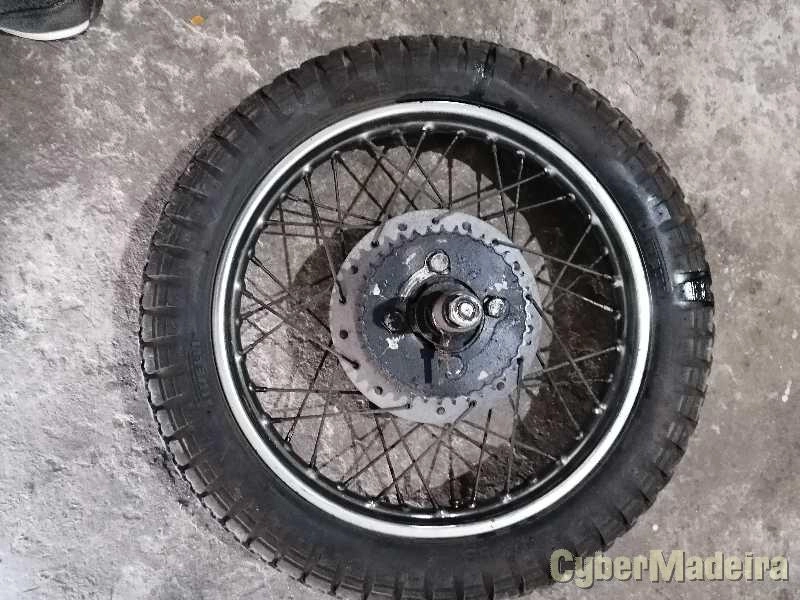Roda de trás Yamaha A7