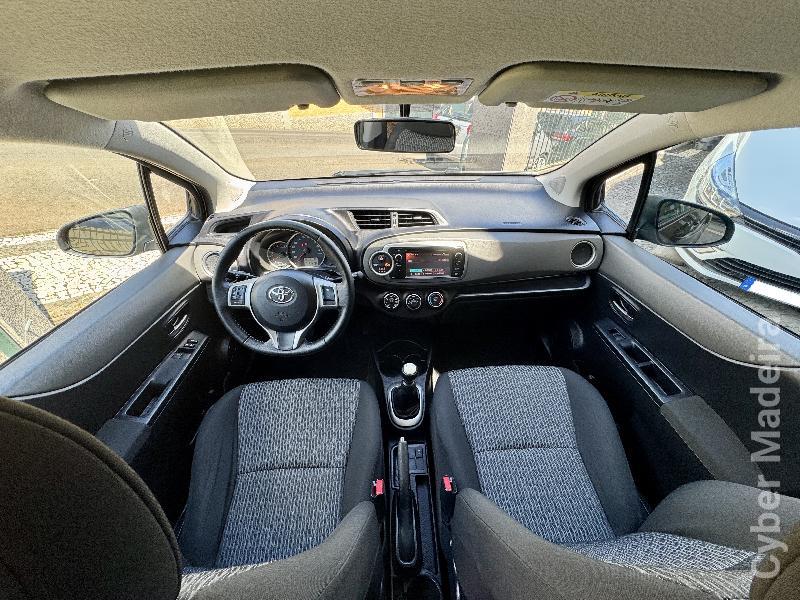 TOYOTA YARIS Yaris 1.33 VVT-i S+PT+TP+PL Gasolina