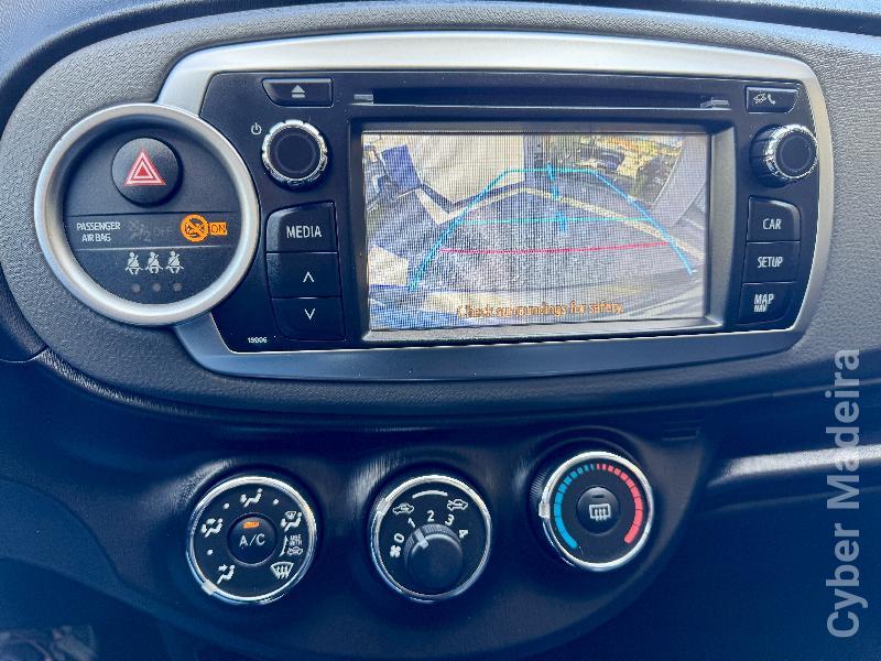 TOYOTA YARIS Yaris 1.33 VVT-i S+PT+TP+PL Gasolina