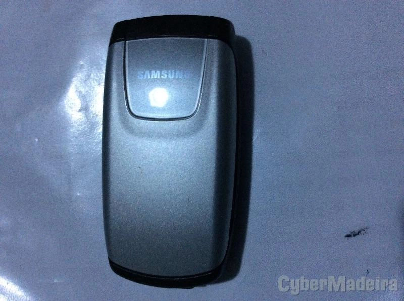 Telemóvel Samsung SGH-C270