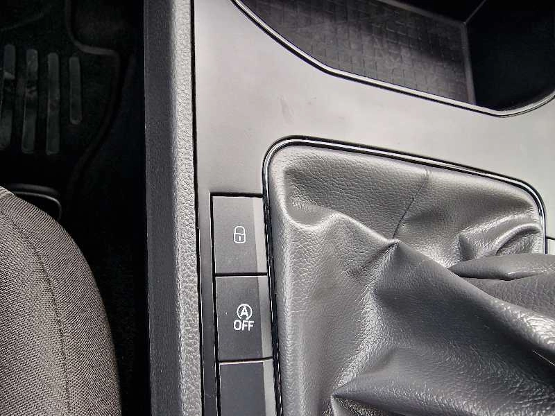 SEAT IBIZA 1.0 REFERENCE 80cv Gasolina