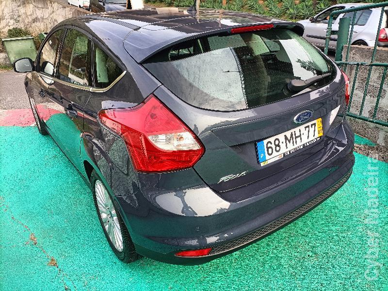 FORD FOCUS 1.6tdci Titanium  Gasóleo
