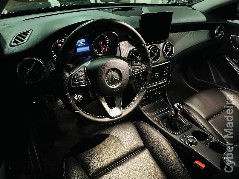 MERCEDES CLA SHB 180d URBAN Gasóleo