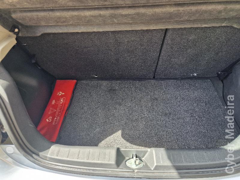 MITSUBISHI SPACE STAR CITY CROSS 1.2 INTENSE 80CV Gasolina