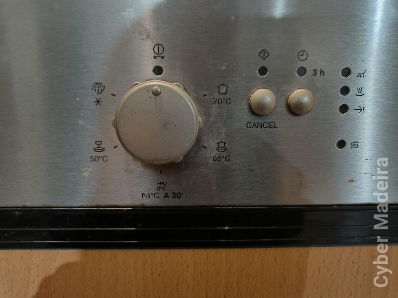 Maquina de lavar loiça de encastrar ZANUSSI ZDI 111