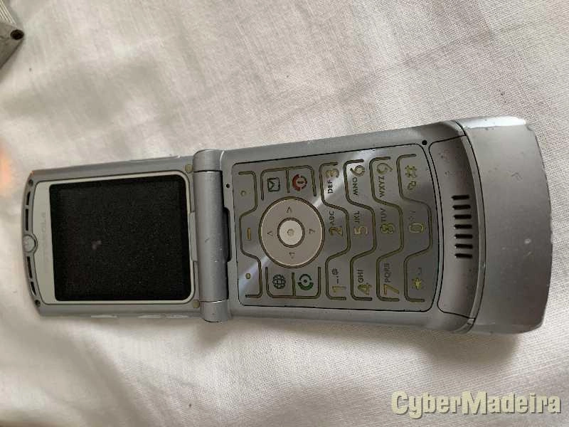Telemóvel Motorola V3 - Peças