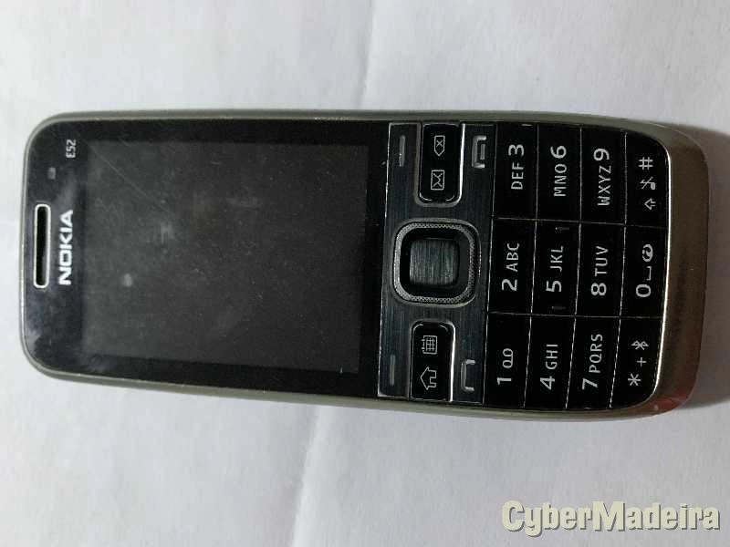 Telemóvel Nokia E52 para peças